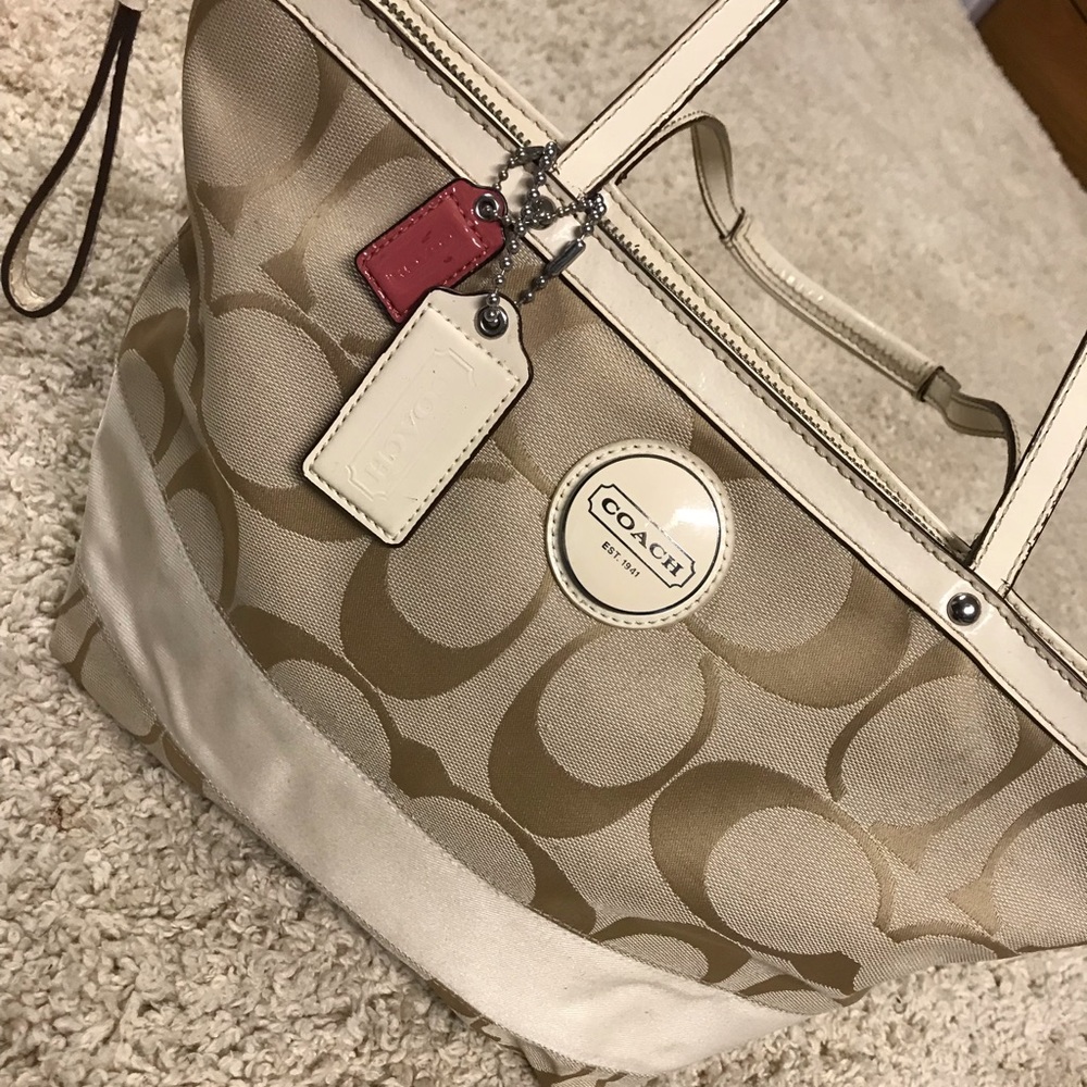 Tan and white coach purse!